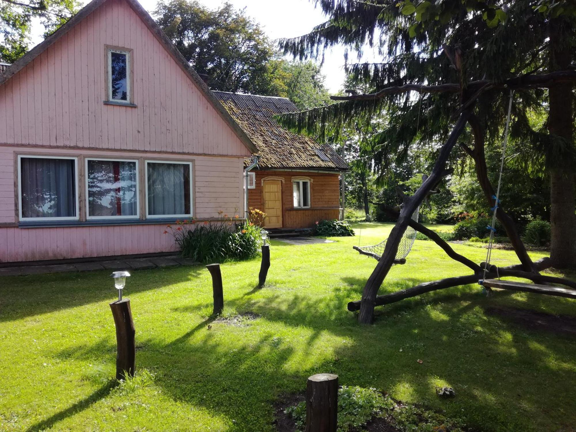 Hostal Lauku Viesu Maja Bajari Rucava Exterior foto