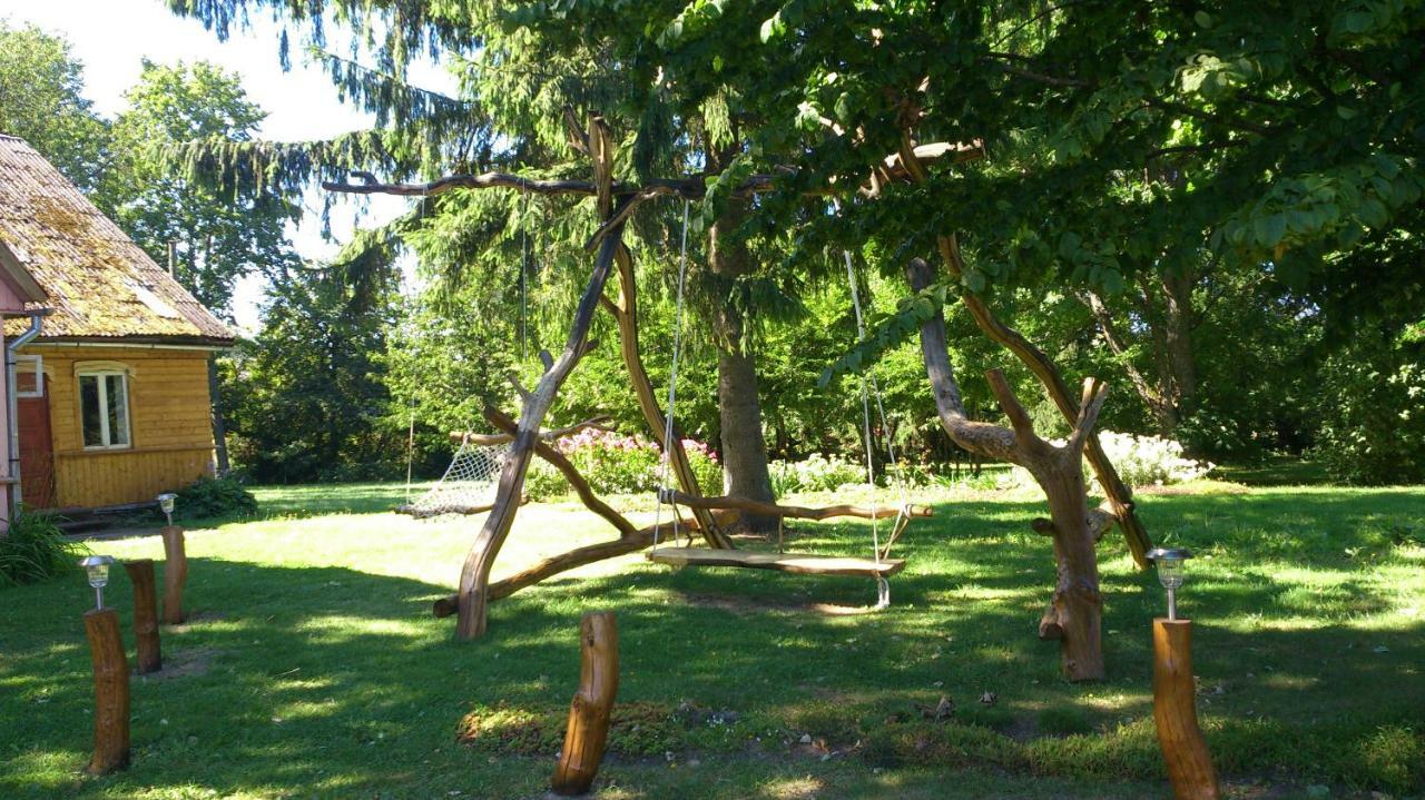 Hostal Lauku Viesu Maja Bajari Rucava Exterior foto
