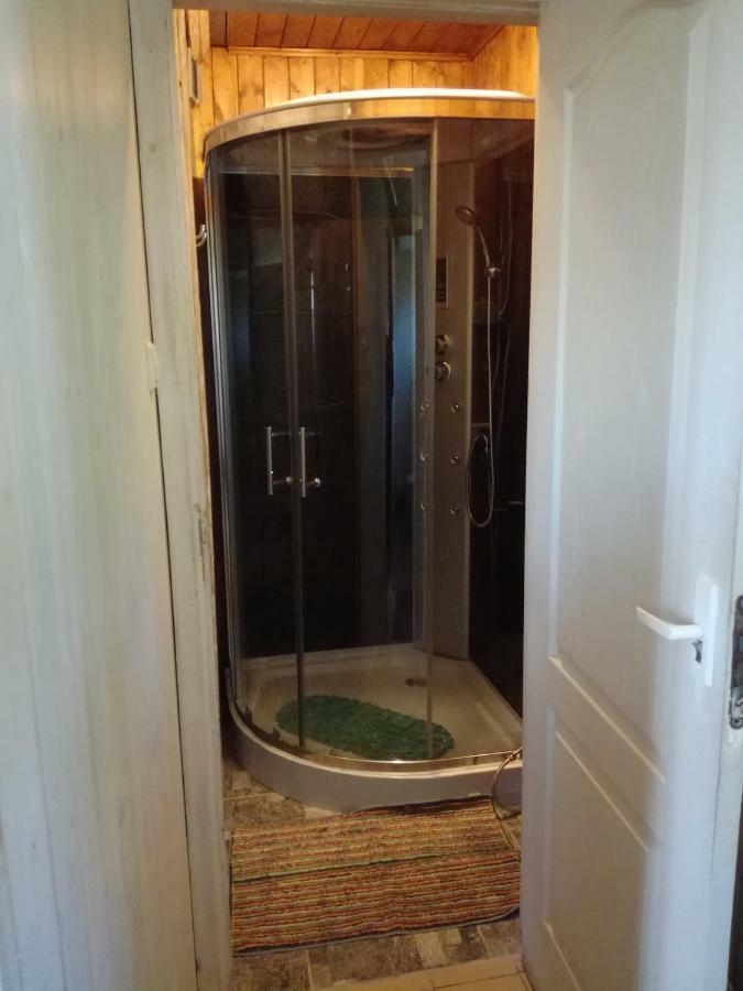 Hostal Lauku Viesu Maja Bajari Rucava Exterior foto
